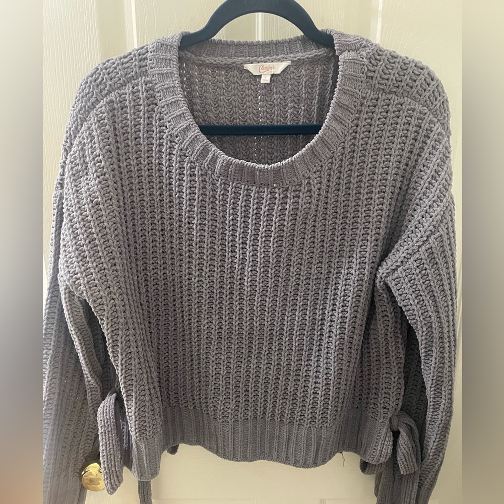 Candie’s Large Women’s Sweater